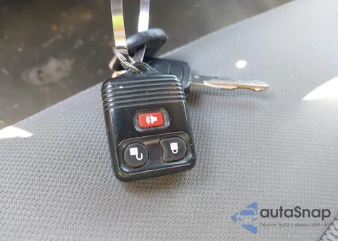 2005 Ford F-150 Lariat/Xl/Xlt from USA, damaged, VIN 1FTPX12525NB61839